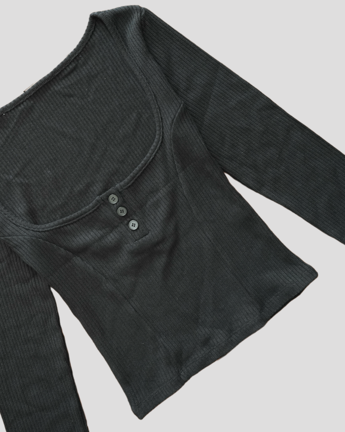 Square neck crop top with button detail