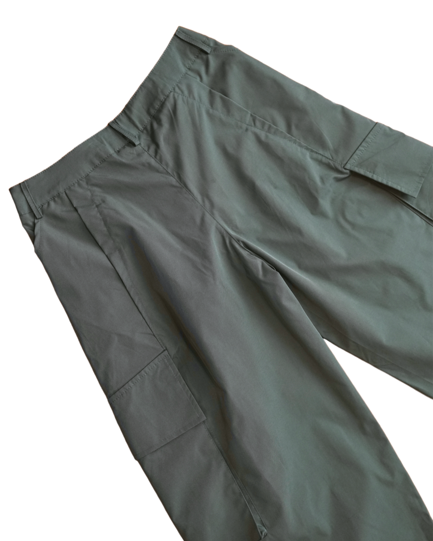 Wide leg parachute pants