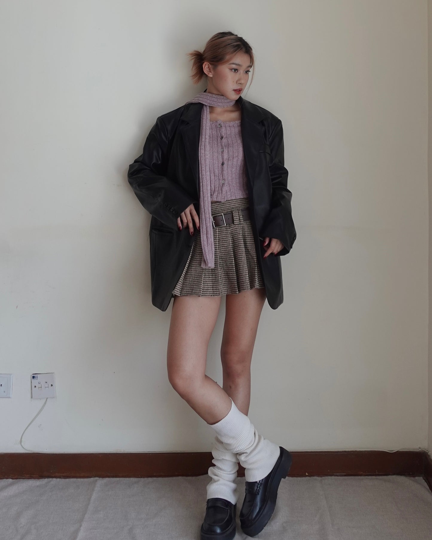 Square neck cardigan with scarf