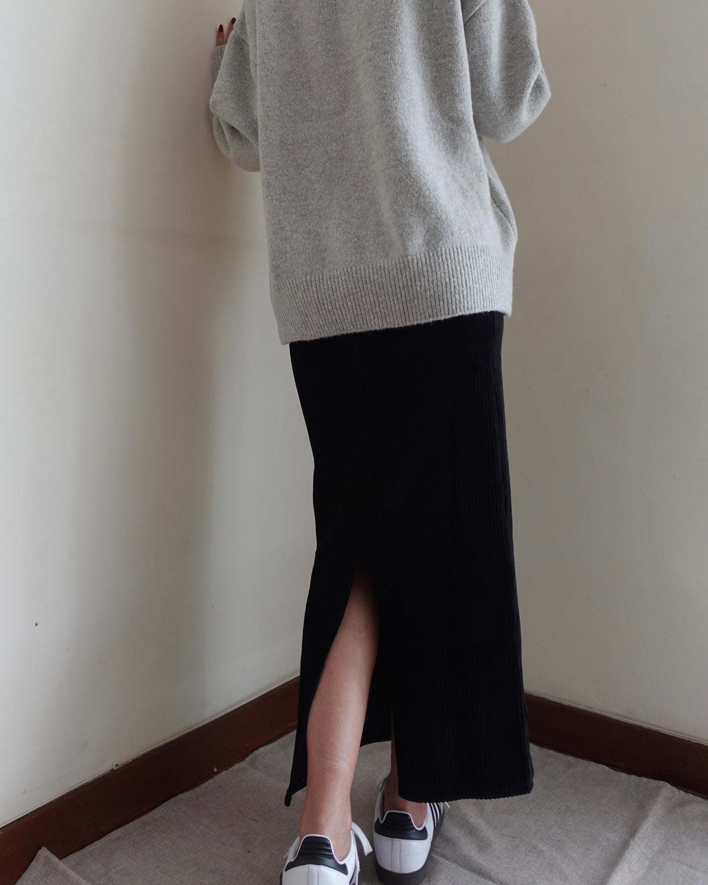 Corduroy maxi skirt with split hem