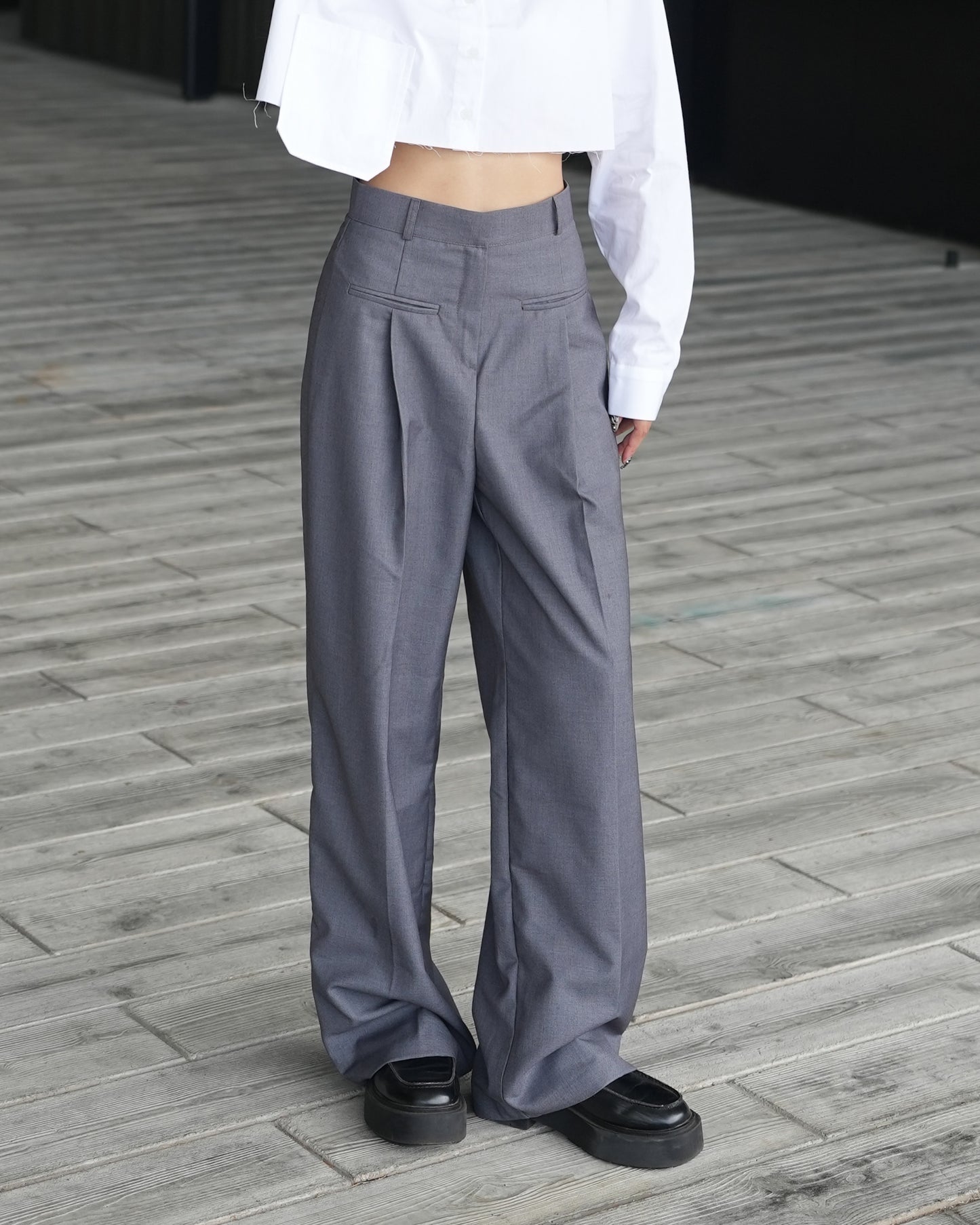 Front fake pocket detail wide-leg suit trousers