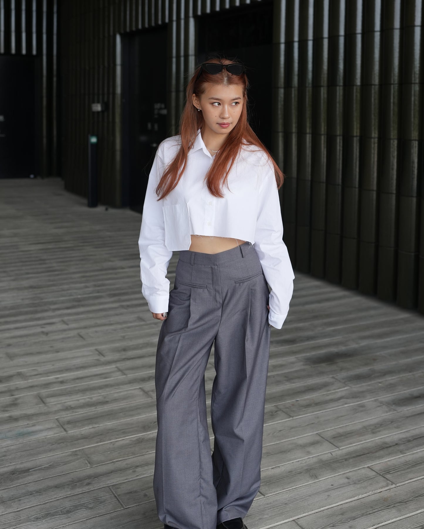 Front fake pocket detail wide-leg suit trousers