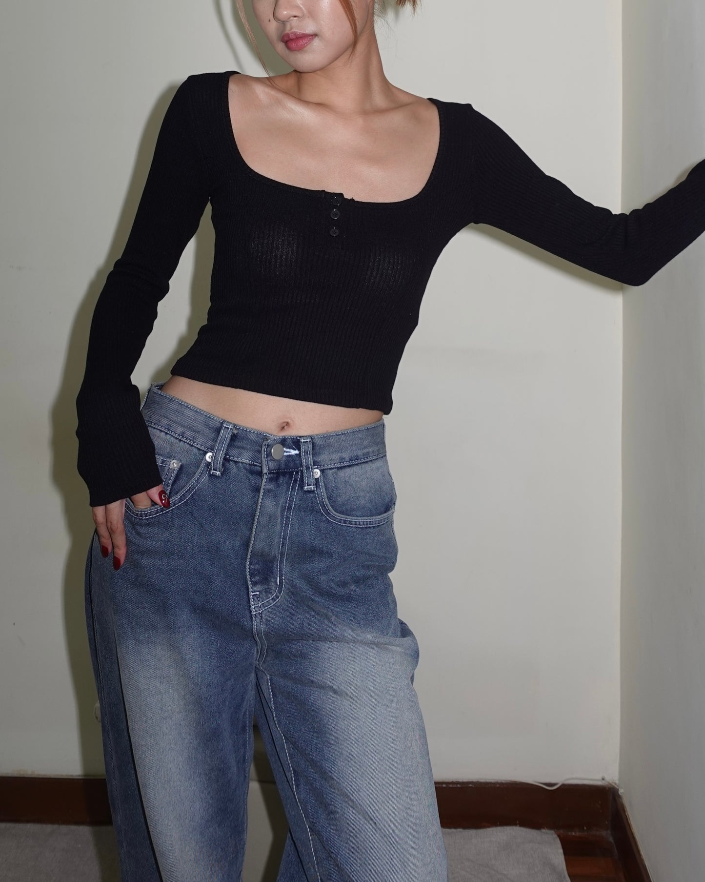 Square neck crop top with button detail