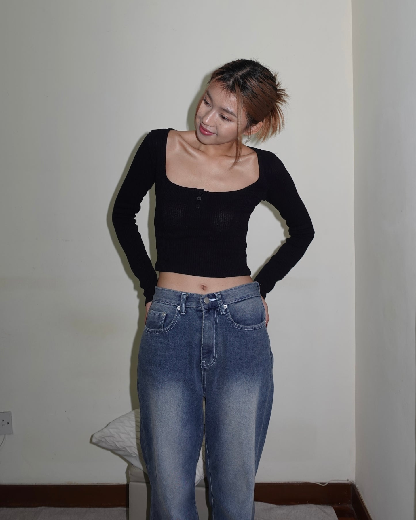 Square neck crop top with button detail