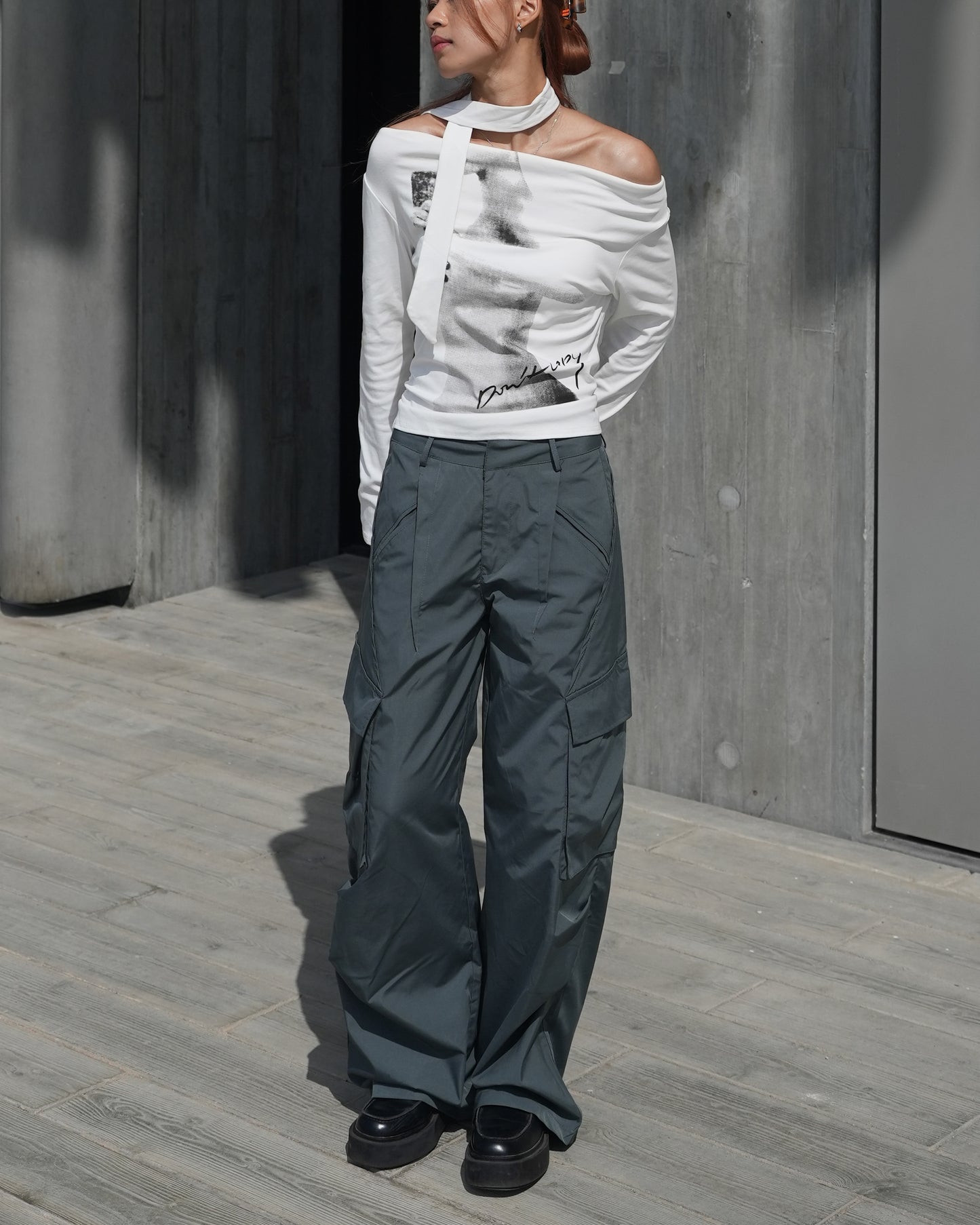 Wide leg parachute pants