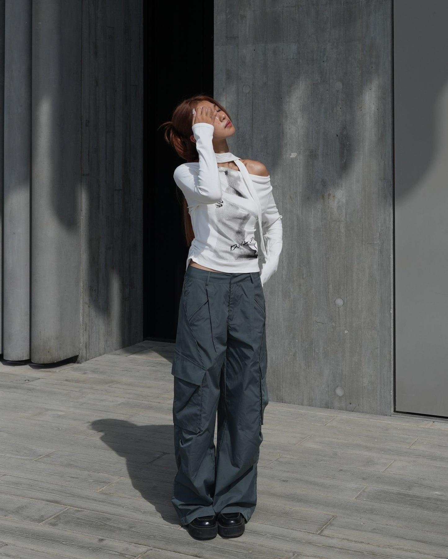 Wide leg parachute pants