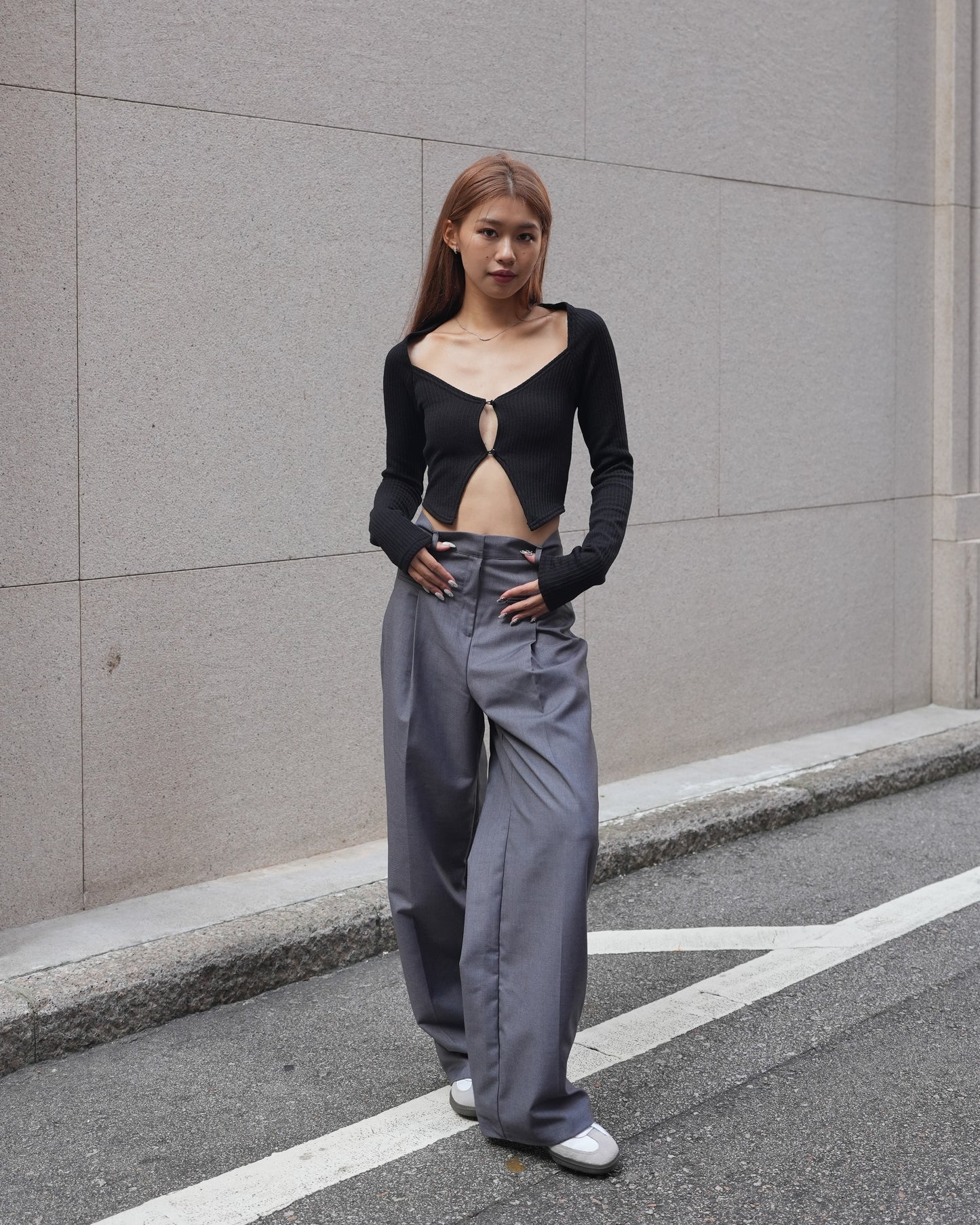 Front fake pocket detail wide-leg suit trousers