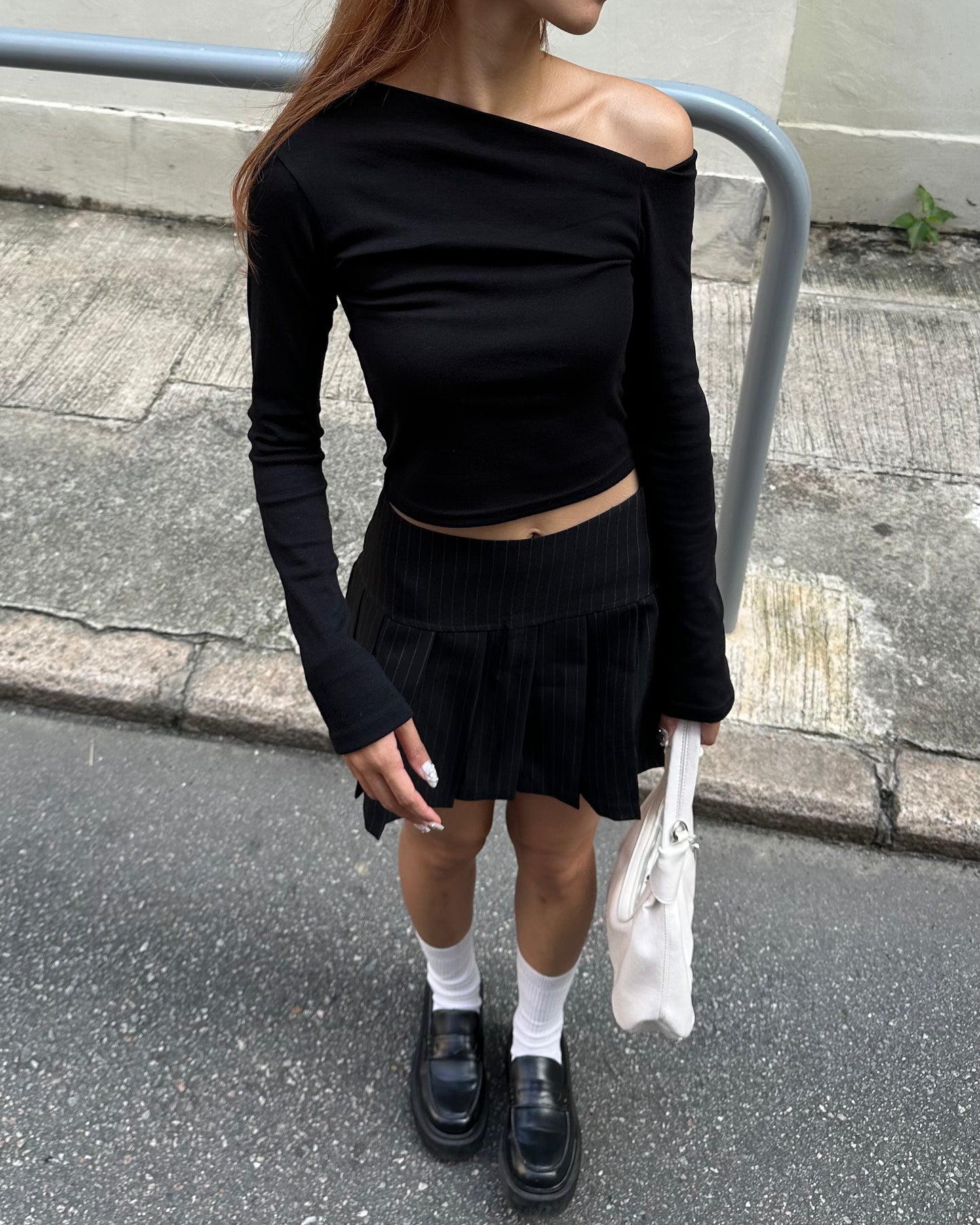 One shoulder long sleeves top