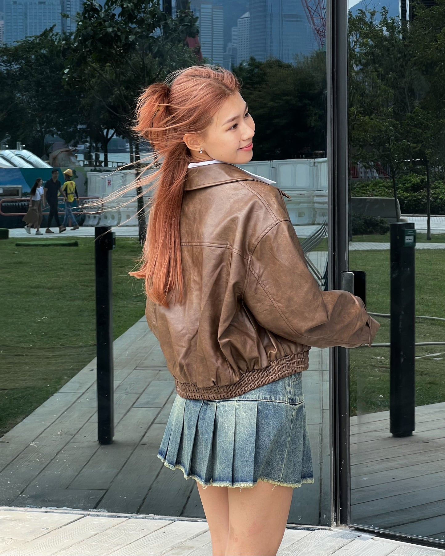 Old washed denim pleated skirt