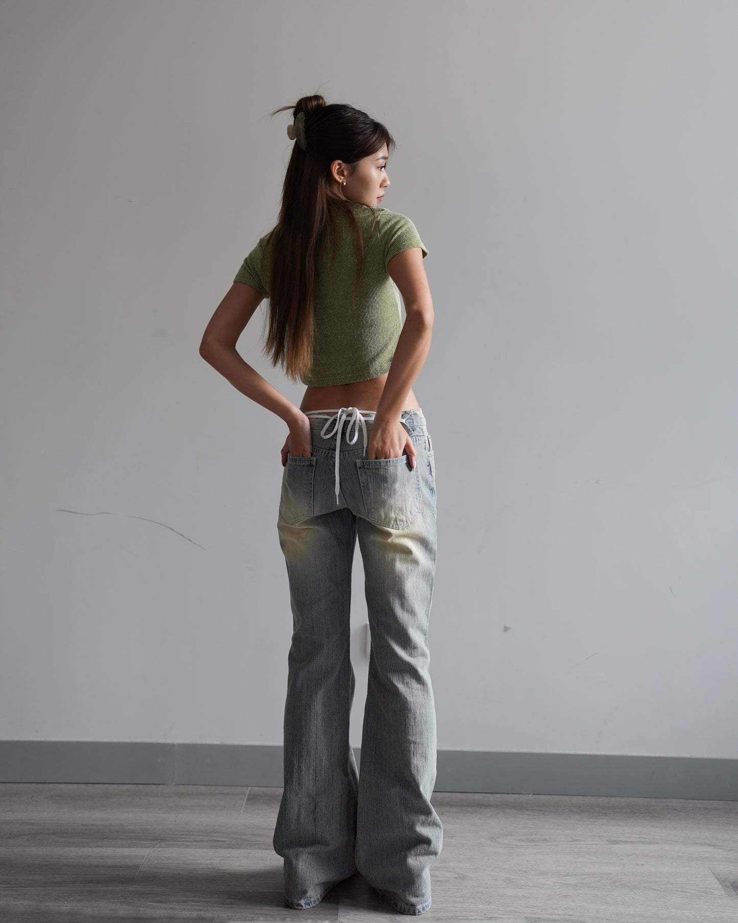 Low rise y2k washed flare jeans