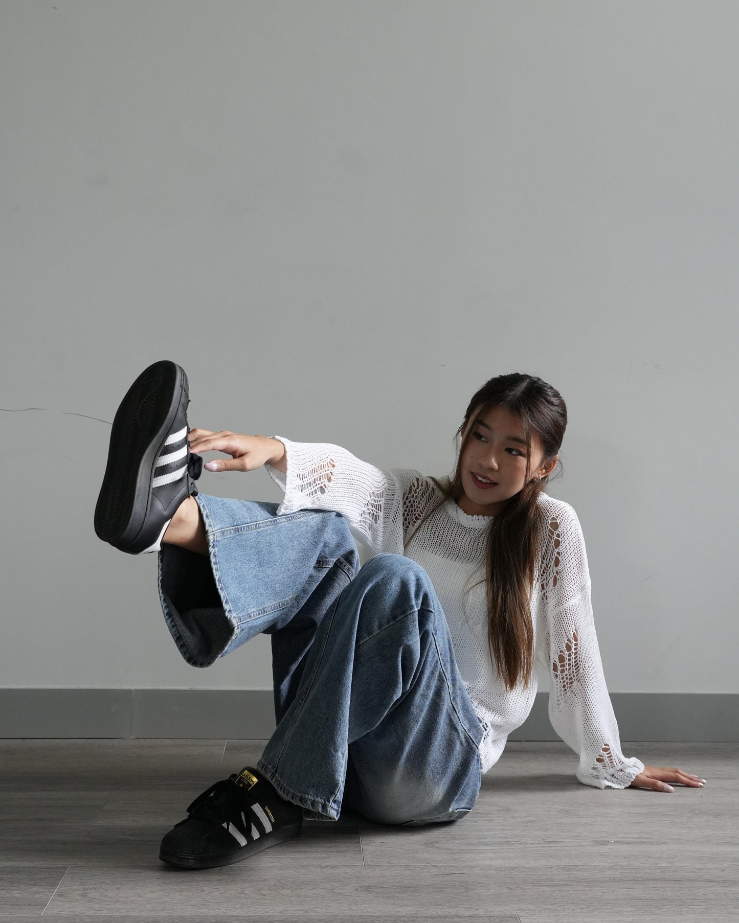 Hollow out crochet long-sleeves top