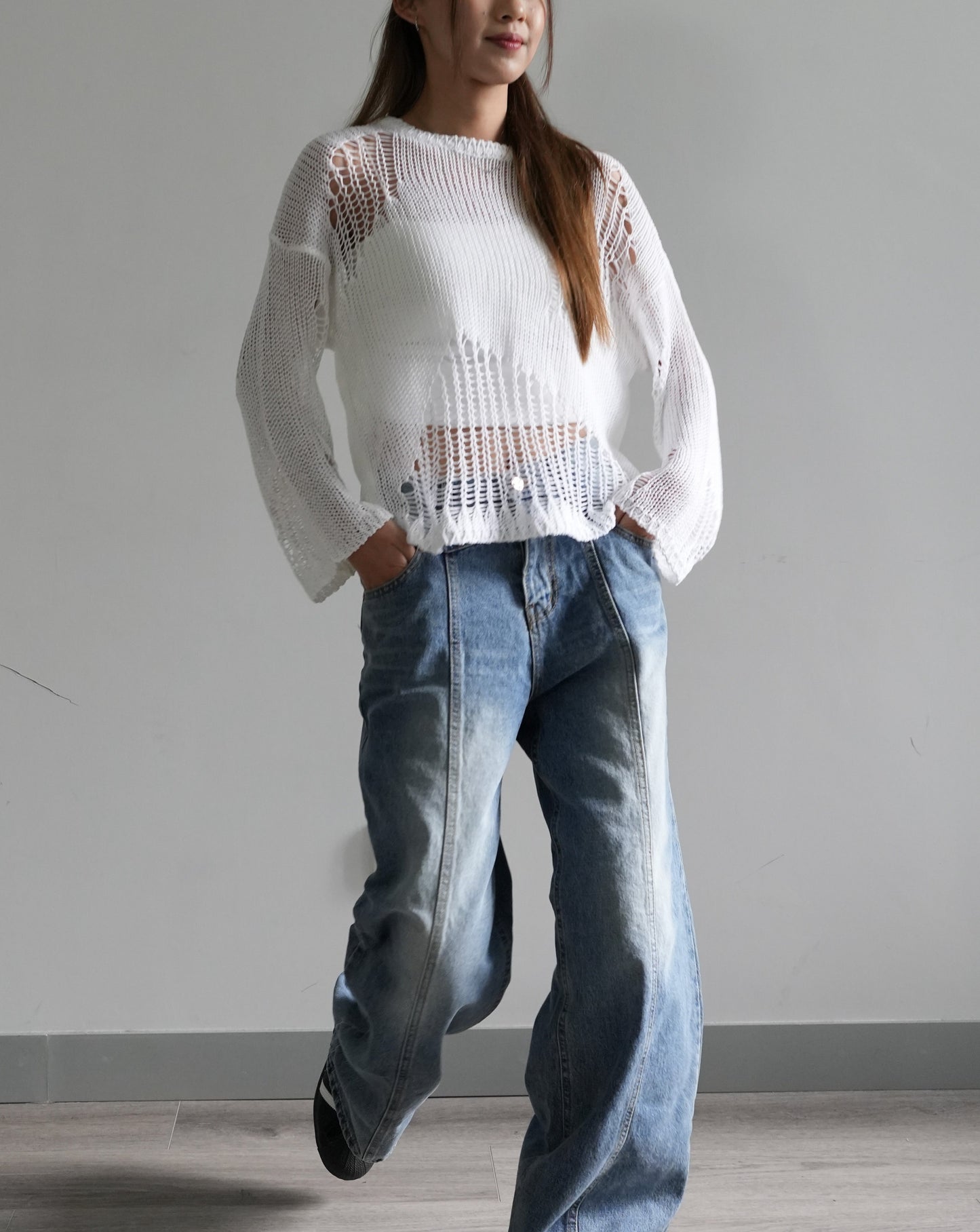 Hollow out crochet long-sleeves top