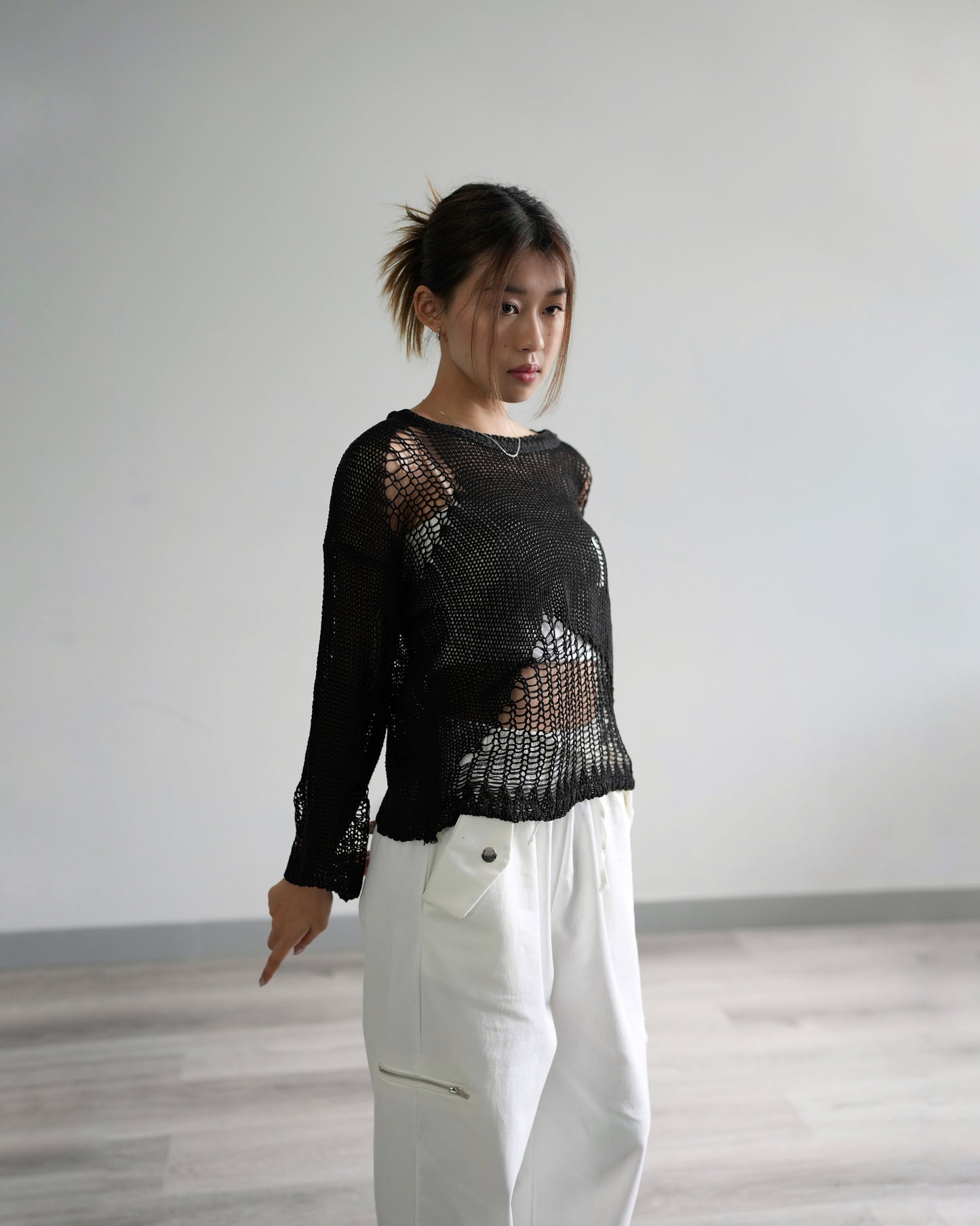 Hollow out crochet long-sleeves top