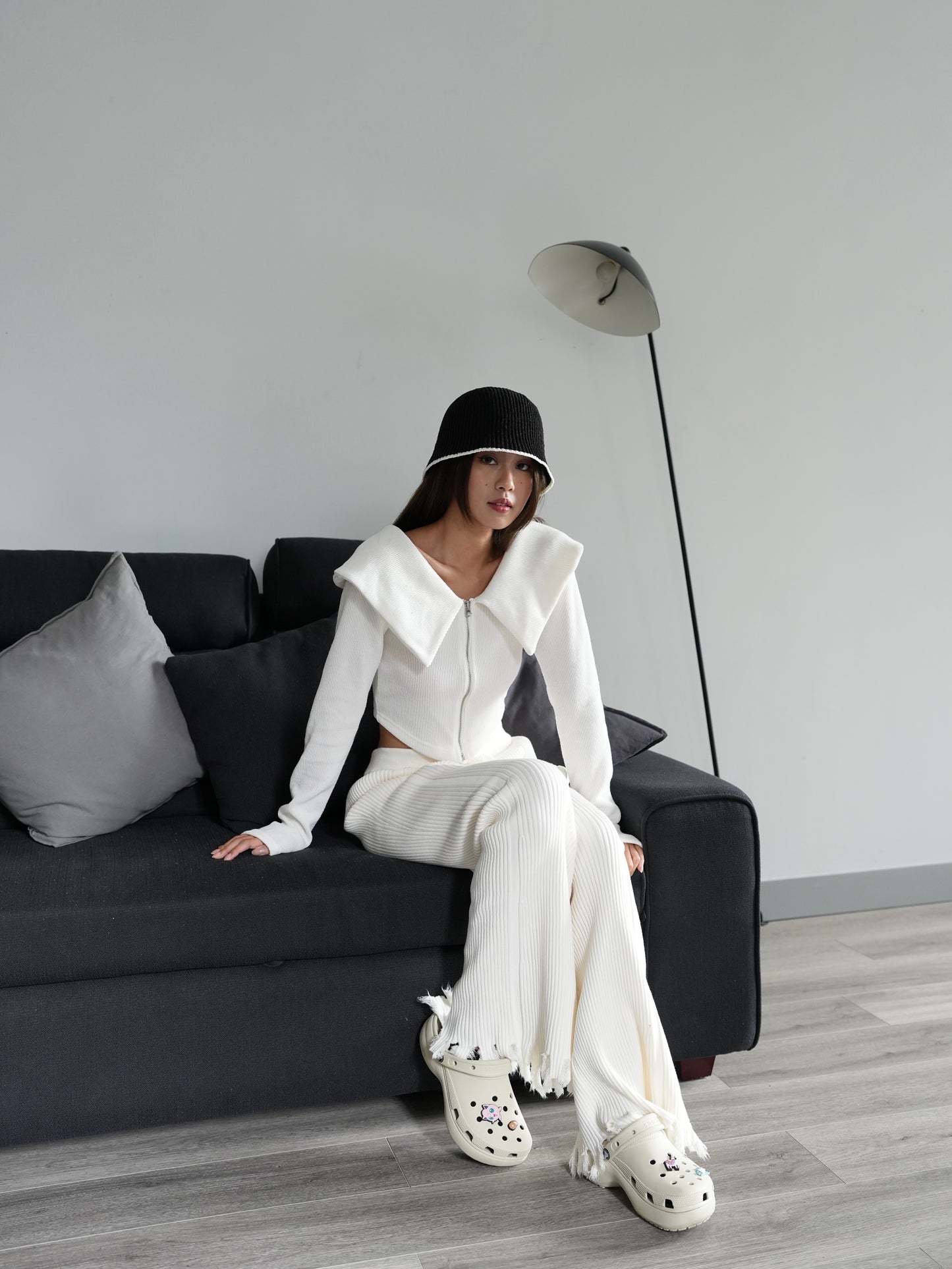 Double collar zip top