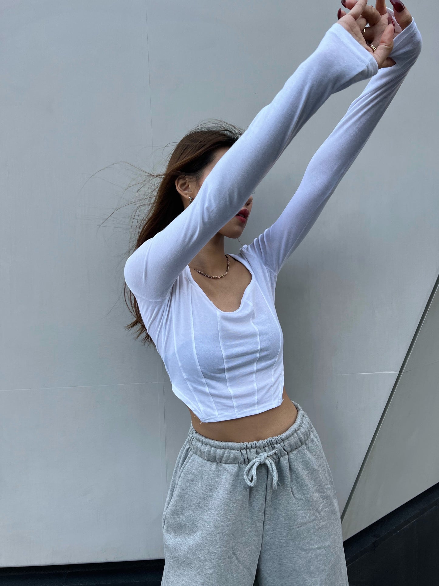 Square neckline cropped T-shirt (2 colors)