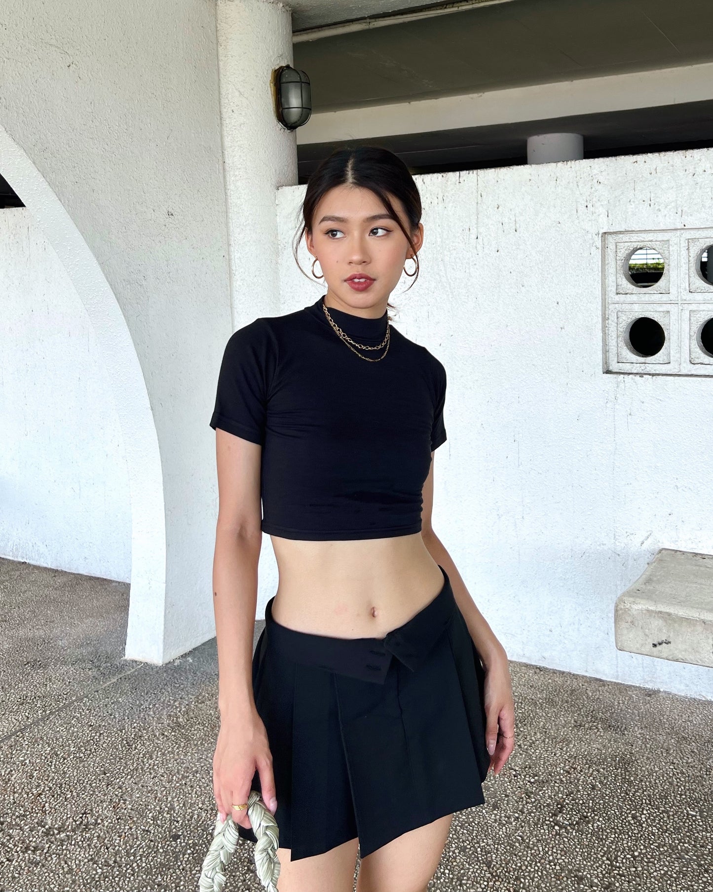 Basic mock neck crop top