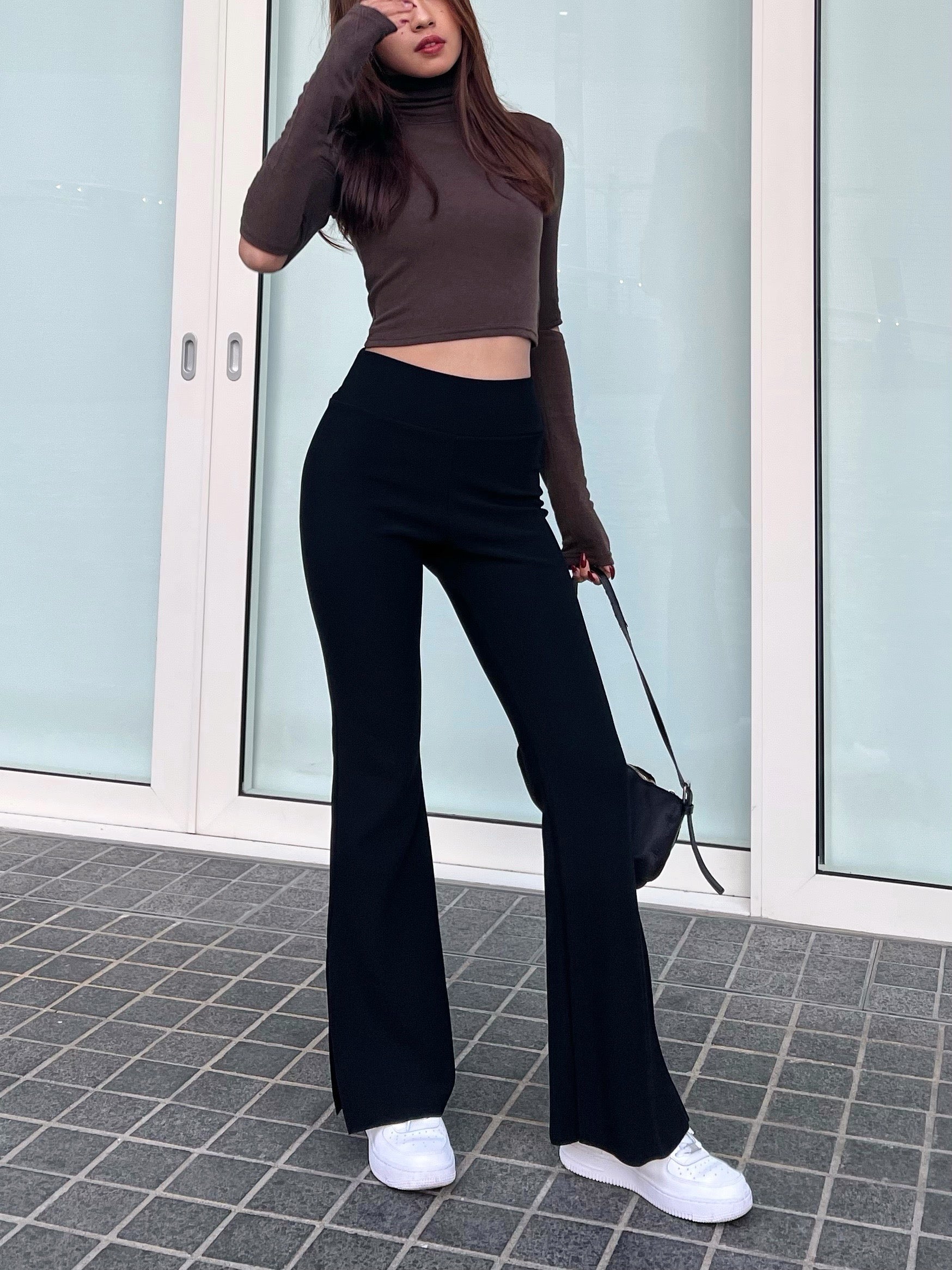 High-rise flare trousers with side split (2 colors)